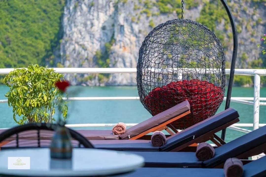 Cat Ba Valentine Hotel Dong Khe Sau Kültér fotó